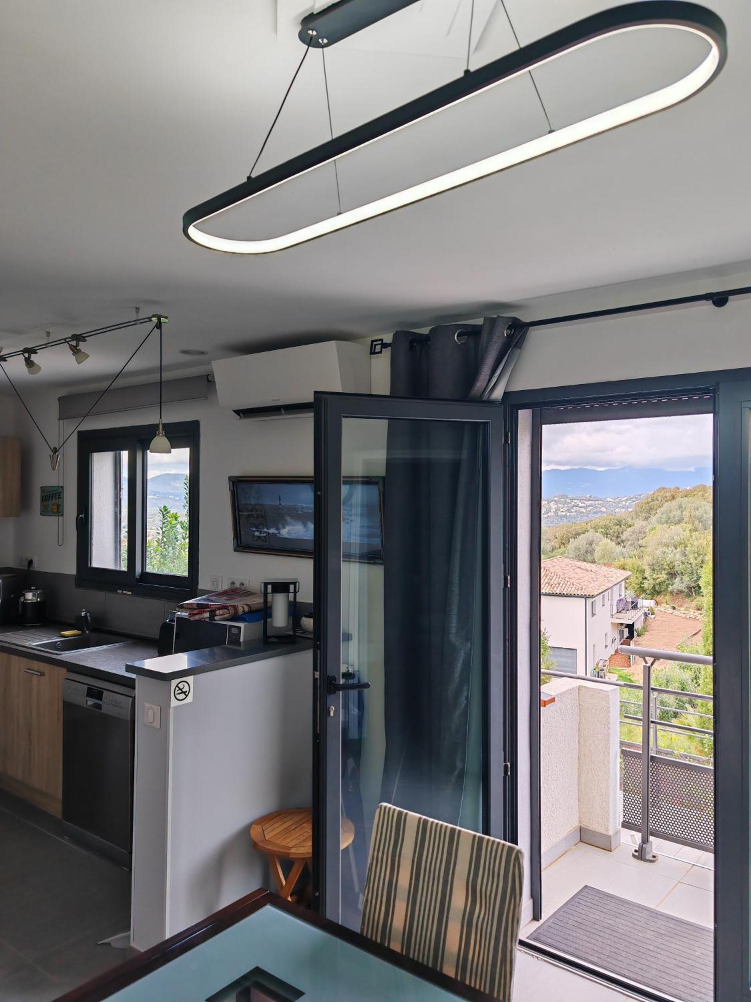 Appartement F2 Avec Terrasse De 35 M2 Bomorto - Porticcio 포르티씨오 외부 사진